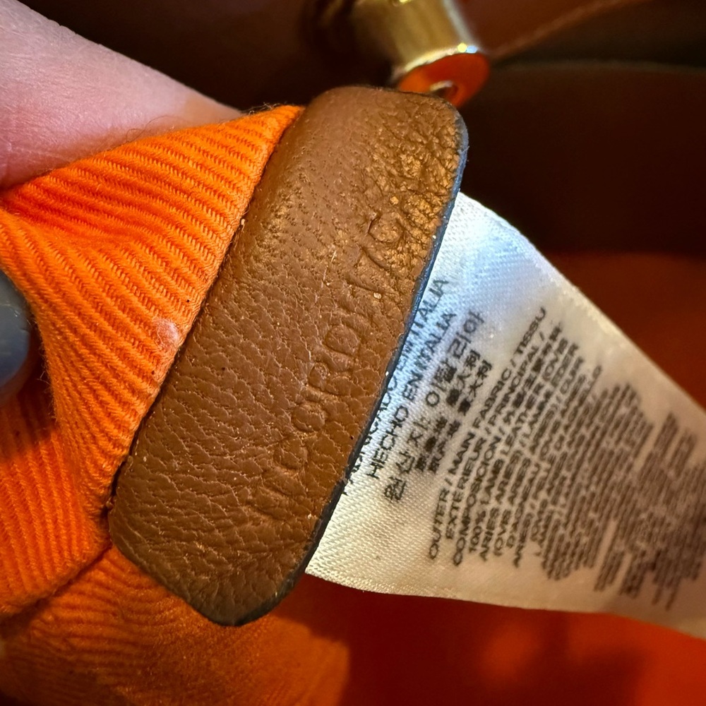 Burberry Quilted Society Handbag - Picture 8 of 12
